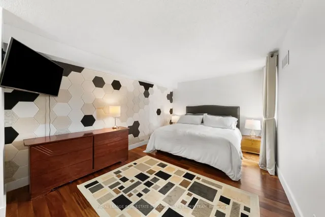 298 Jarvis St #507, Toronto 2