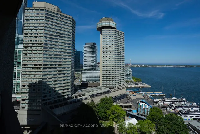 33 Harbour Sq #2018, Toronto 4