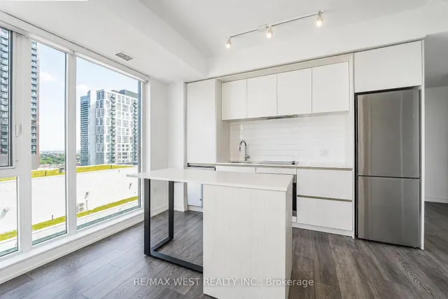 225 Sumach St #1511, Toronto 2
