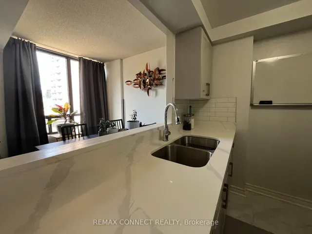 117 Gerrard St #601, Toronto 5