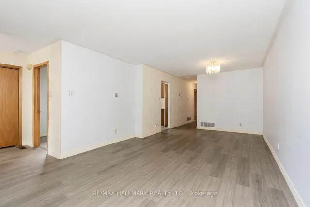3 Pindar Cres, Toronto 5