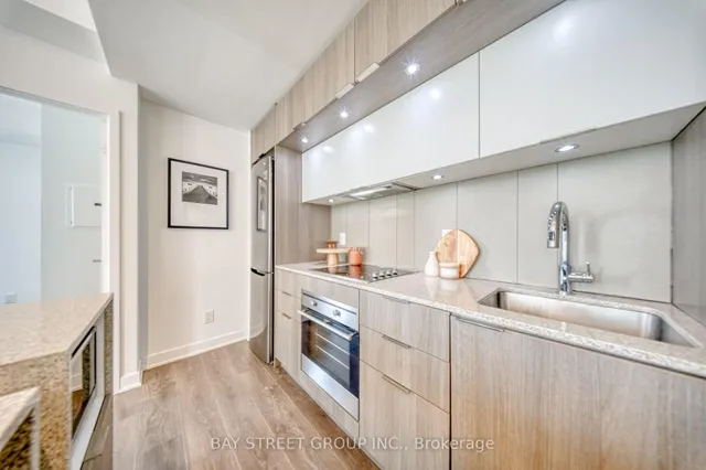 170 Sumach St #502, Toronto 5