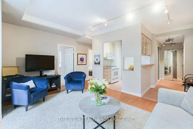 135 Maitland St #202, Toronto 4