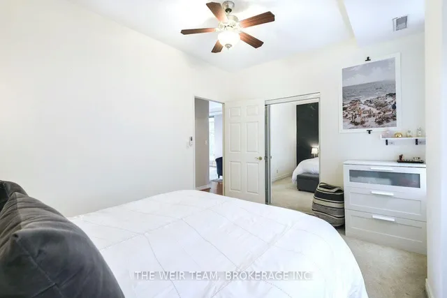 135 Maitland St #202, Toronto 5