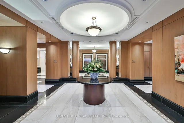 38 Avenue Rd #305, Toronto 2