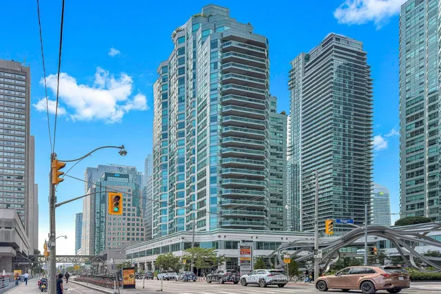 10 Queens Quay #414, Toronto 3
