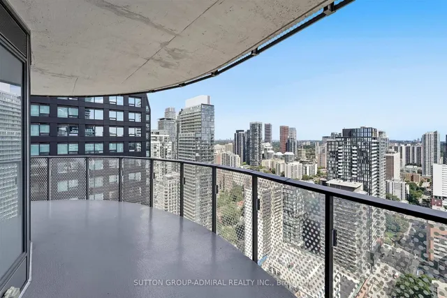 11 Wellesley St #3411, Toronto 5