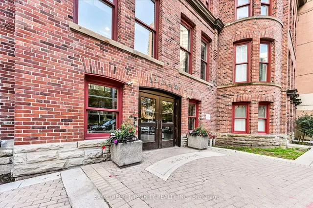 11 St Joseph St #713, Toronto 5