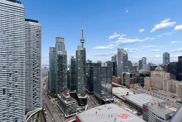 16 Harbour St #4501, Toronto 2