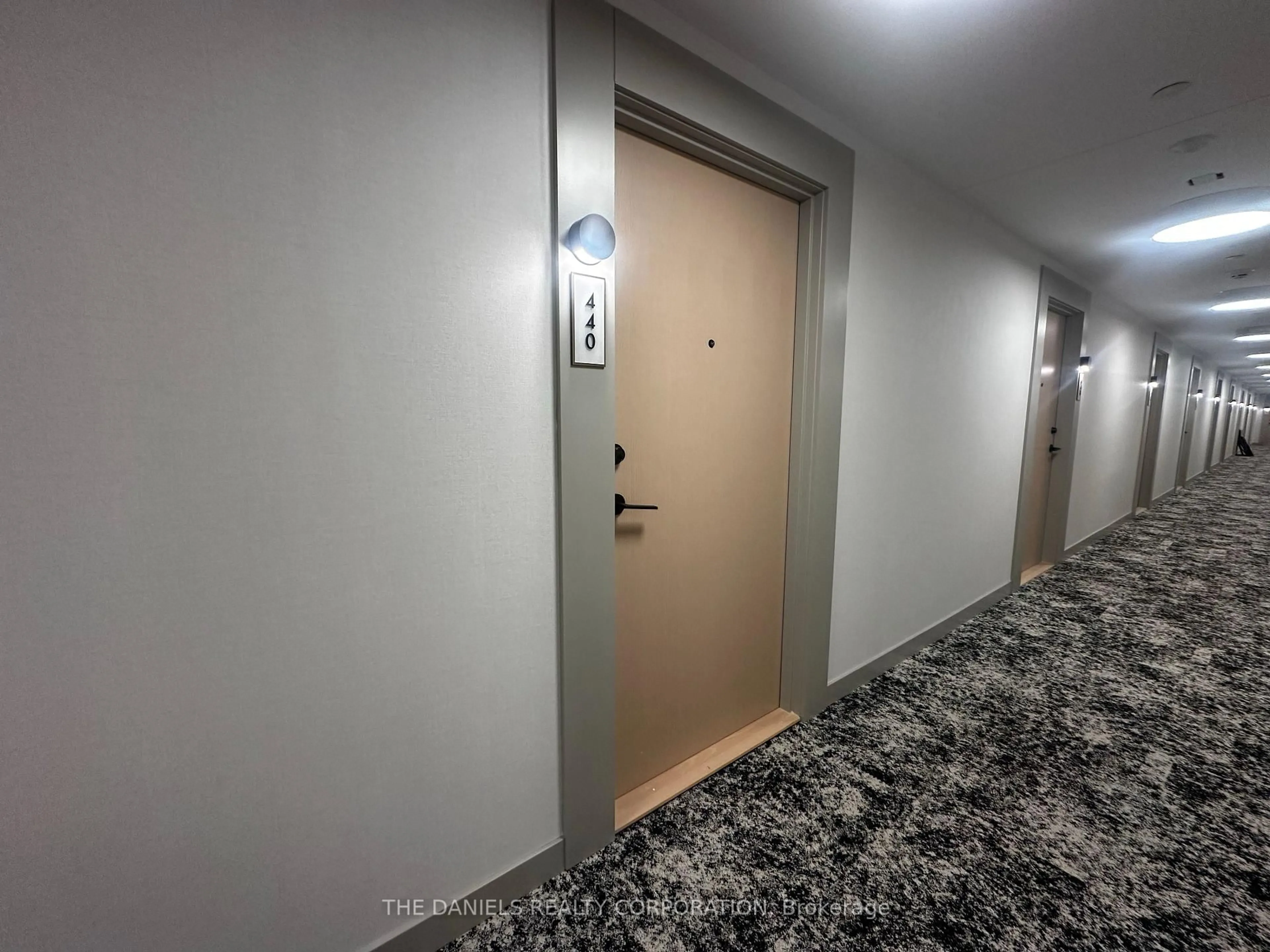 trreb/IMG-C13804316_c6ddb368-ed4a-4527-b239-e5dc7cd00b03-l.jpg