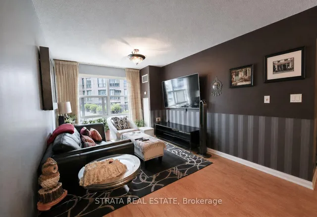 11 St Joseph St #304, Toronto 2