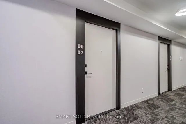 319 Jarvis St #907, Toronto 5