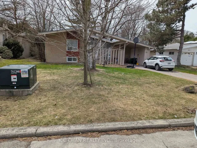 37 Grangemill Cres, Toronto 4