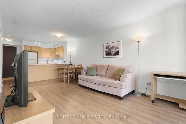 18 Parkview Ave #1602, Toronto 5