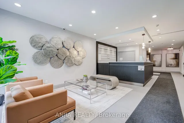 17 Kenaston Gdns #510, Toronto 5