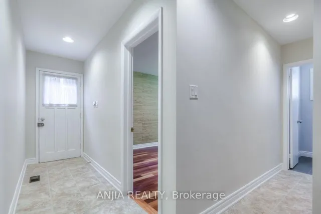 -17 Ealing Dr, Toronto 2