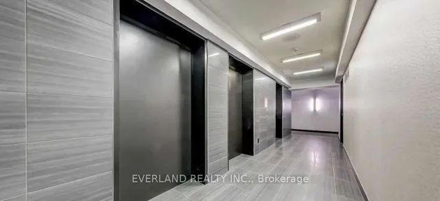 210 Victoria St #907, Toronto 5