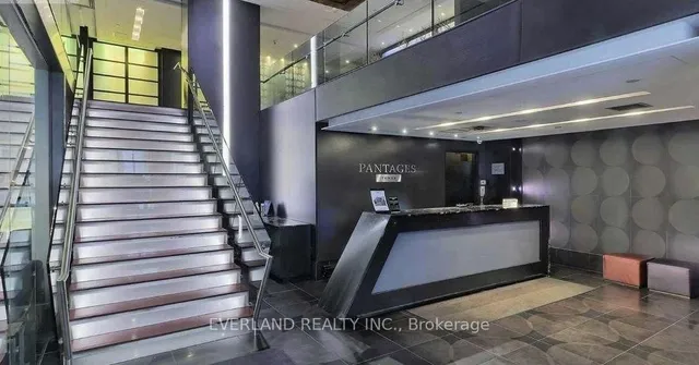 210 Victoria St #907, Toronto 2