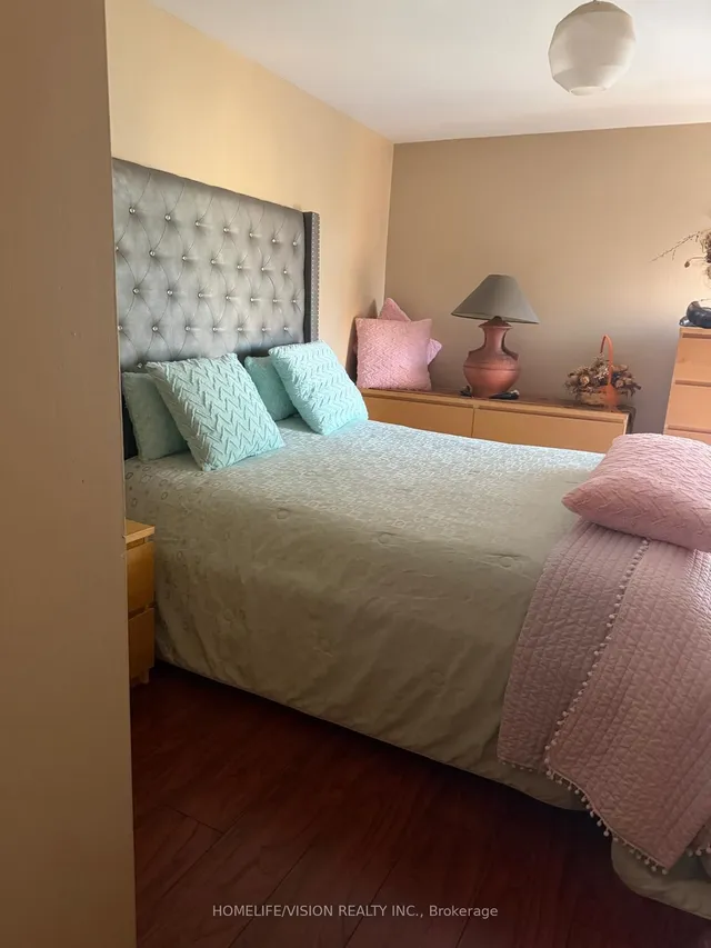 6 Laurie Shepway, Toronto 4