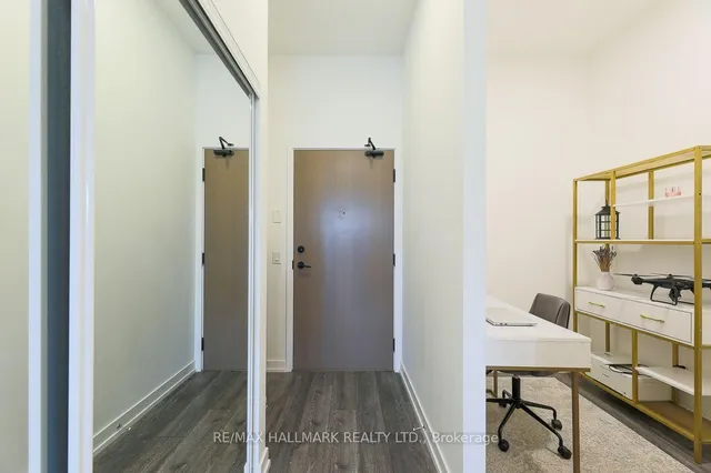 225 Sumach St #405, Toronto 4