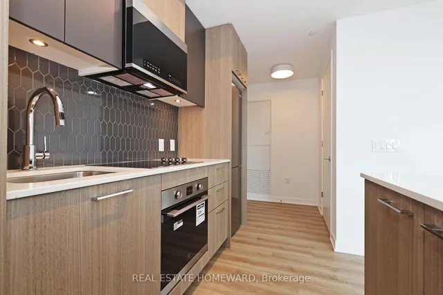 10 Oak St #1703, Toronto 5