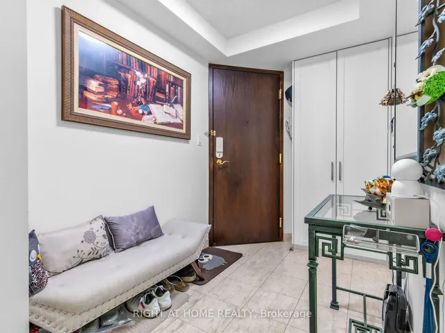 28 Hollywood Ave #511, Toronto 3