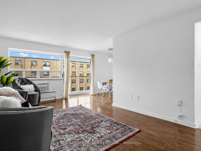8 Kingsbridge Crt #407, Toronto 5