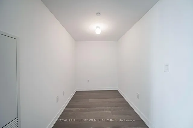 11 Wellesley St #3104, Toronto 2