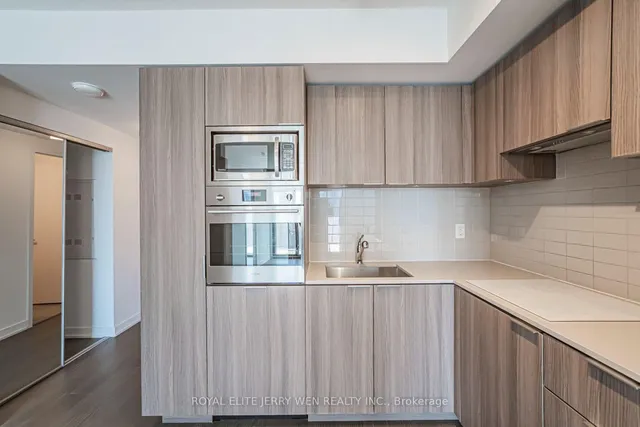 11 Wellesley St #3104, Toronto 4