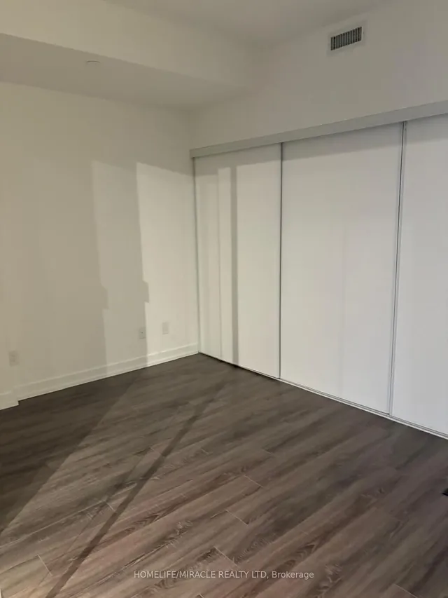 20 Edward St #1422, Toronto 5