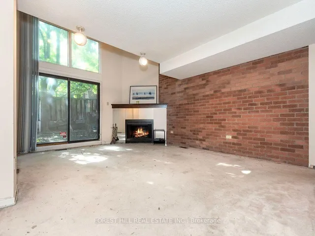 55 Granby St, Toronto 5