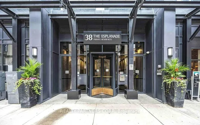 38 The Esplanade Ave #419, Toronto 3