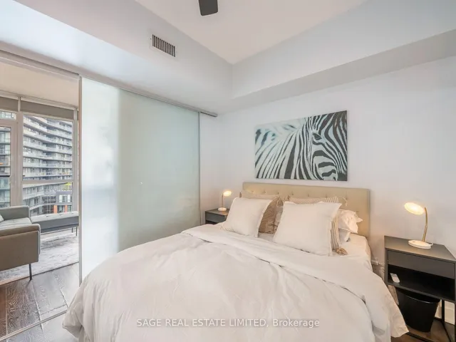 169 Fort York Blvd #918, Toronto 3