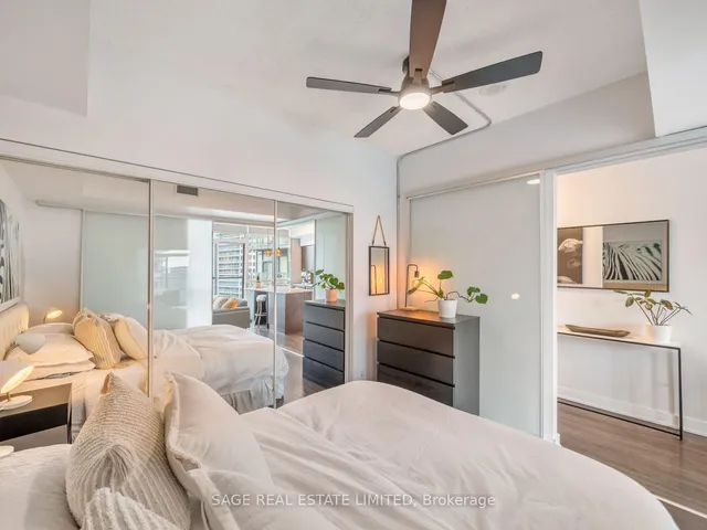 169 Fort York Blvd #918, Toronto 4