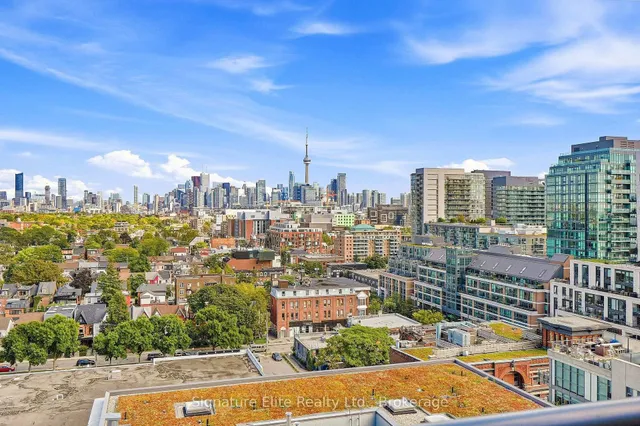 20 Minowan Miikan Lane #1303, Toronto 5