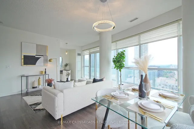 89 Dunfield Ave #2202, Toronto 2