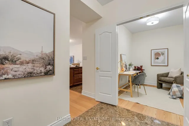 77 Mcmurrich St #313, Toronto 5