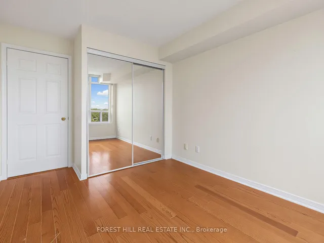 8 Hillcrest Ave #1206, Toronto 5
