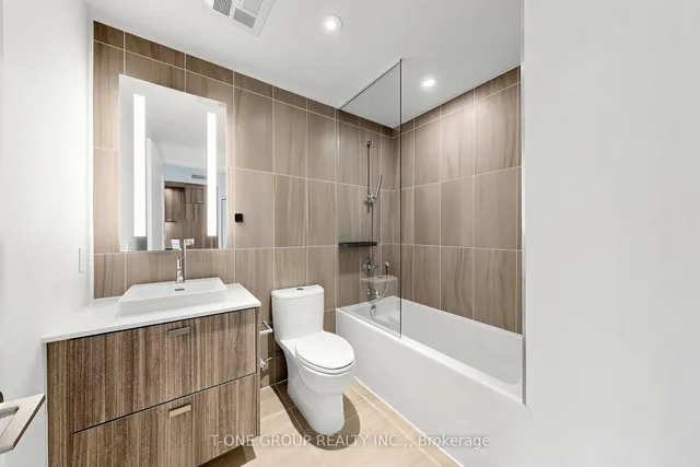 470 Front St #1708, Toronto 5
