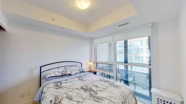 88 Scott St #1804, Toronto 2