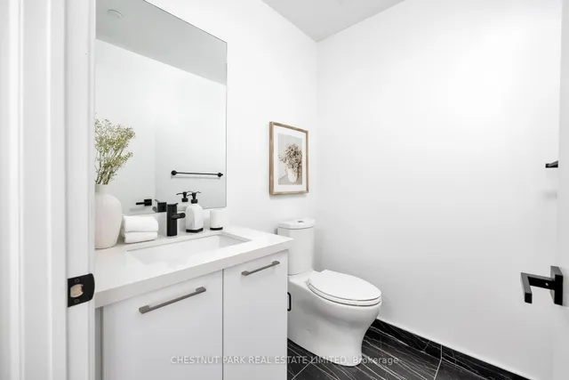 33 Frederick Todd Way #1110, Toronto 4