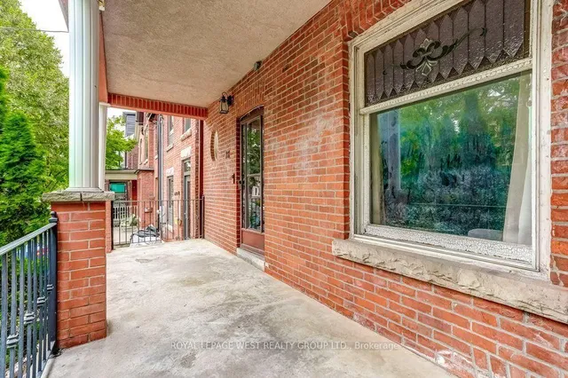 28 Concord Ave, Toronto 2