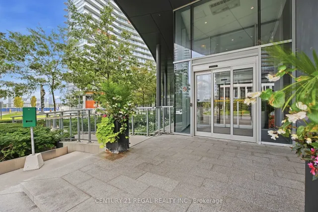 113 Mcmahon Dr #Th07, Toronto 2