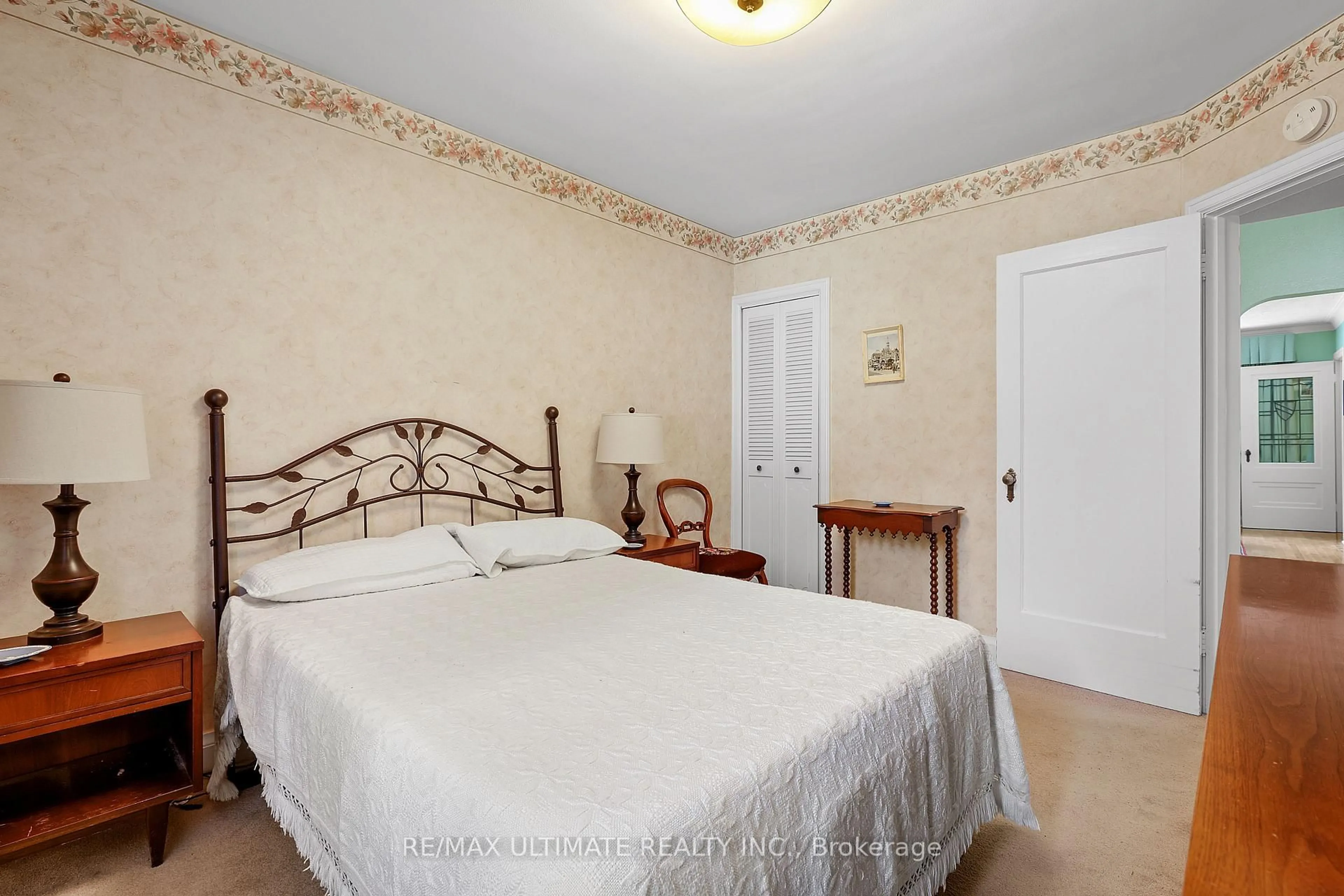trreb/IMG-C13815320_7daf23d9-32db-4c9b-bfe5-b2429df18af2-l.jpg