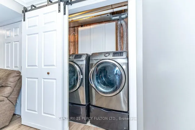 28 Rumi Cres, Toronto 4