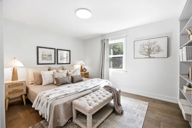 119 Reiner Rd, Toronto 3