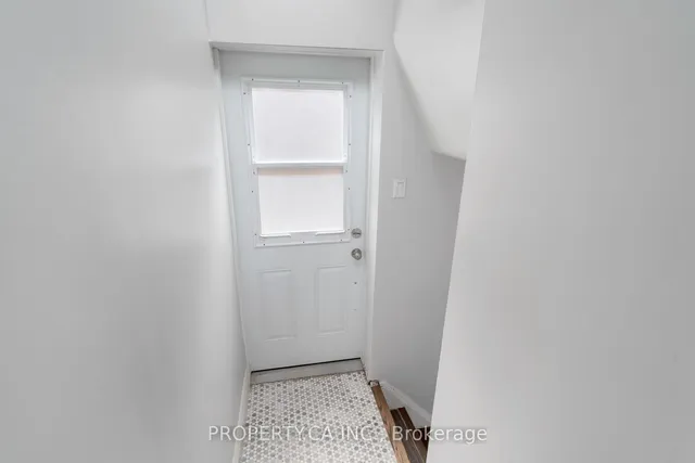 573 Northcliffe Blvd, Toronto 5