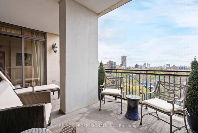 99 Avenue Rd #SUBPH3, Toronto 2