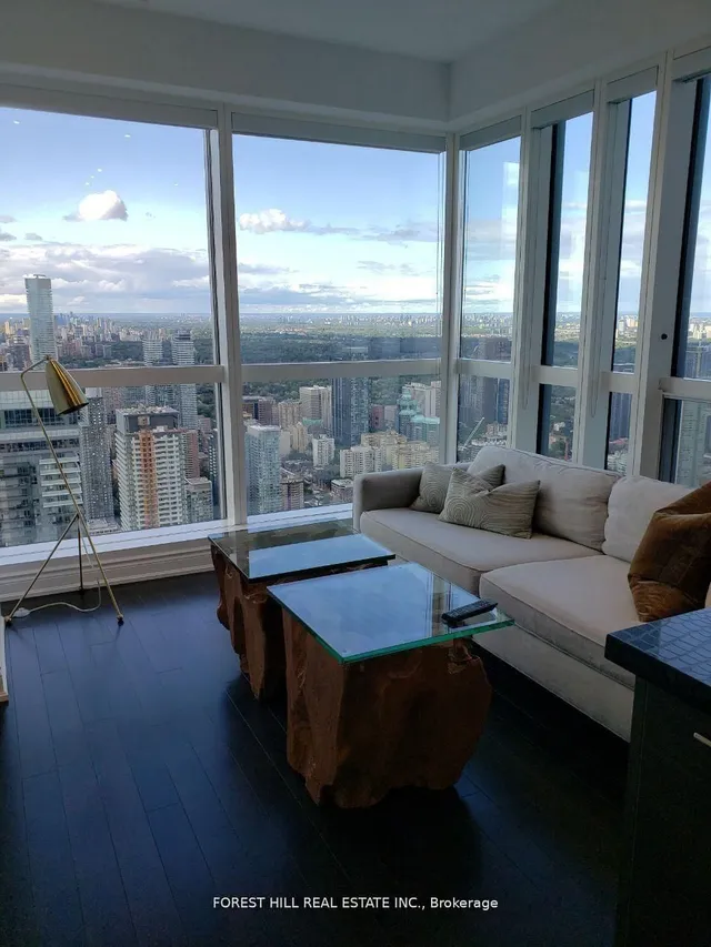 388 Yonge St #7401, Toronto 5