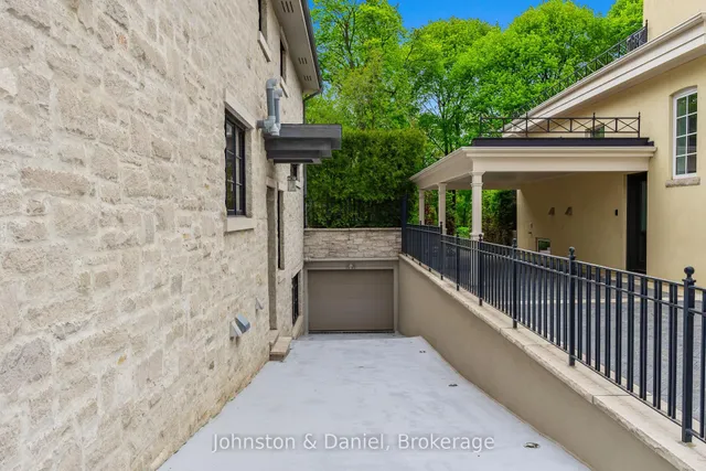 24 Glenview Ave, Toronto 4